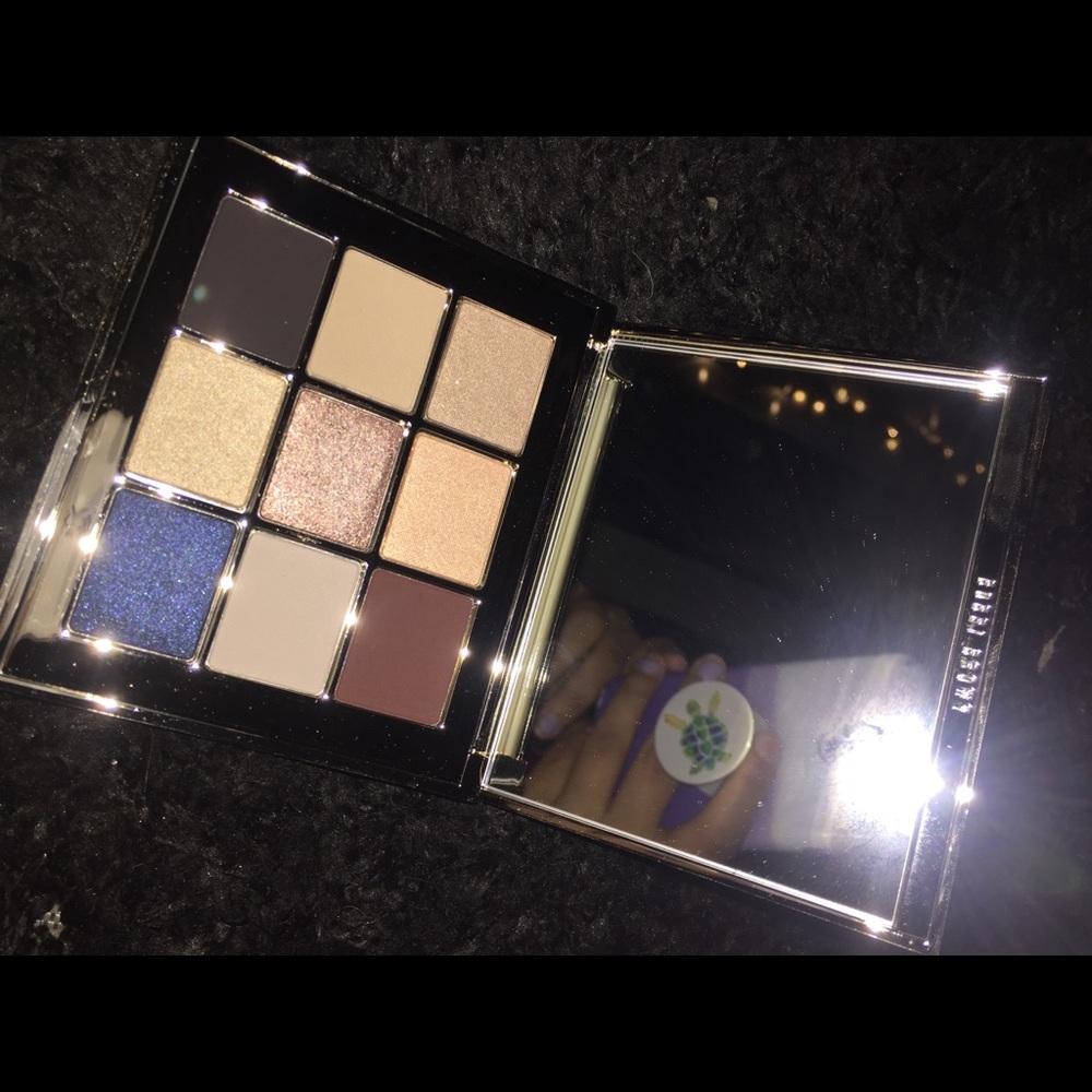 Bobbi Brown Caviar & and Rubies Eyeshadow Palette